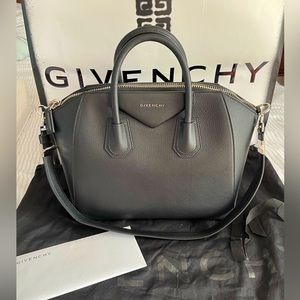 Givenchy antigola medium